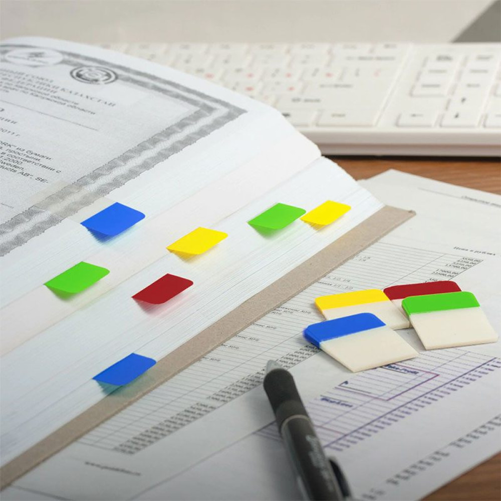 Закладки клейкие пластиковые Brauberg - 38*25 мм - 4*20 л Закладки клейкие пластиковые Brauberg - 38*25 мм - 4*20 л