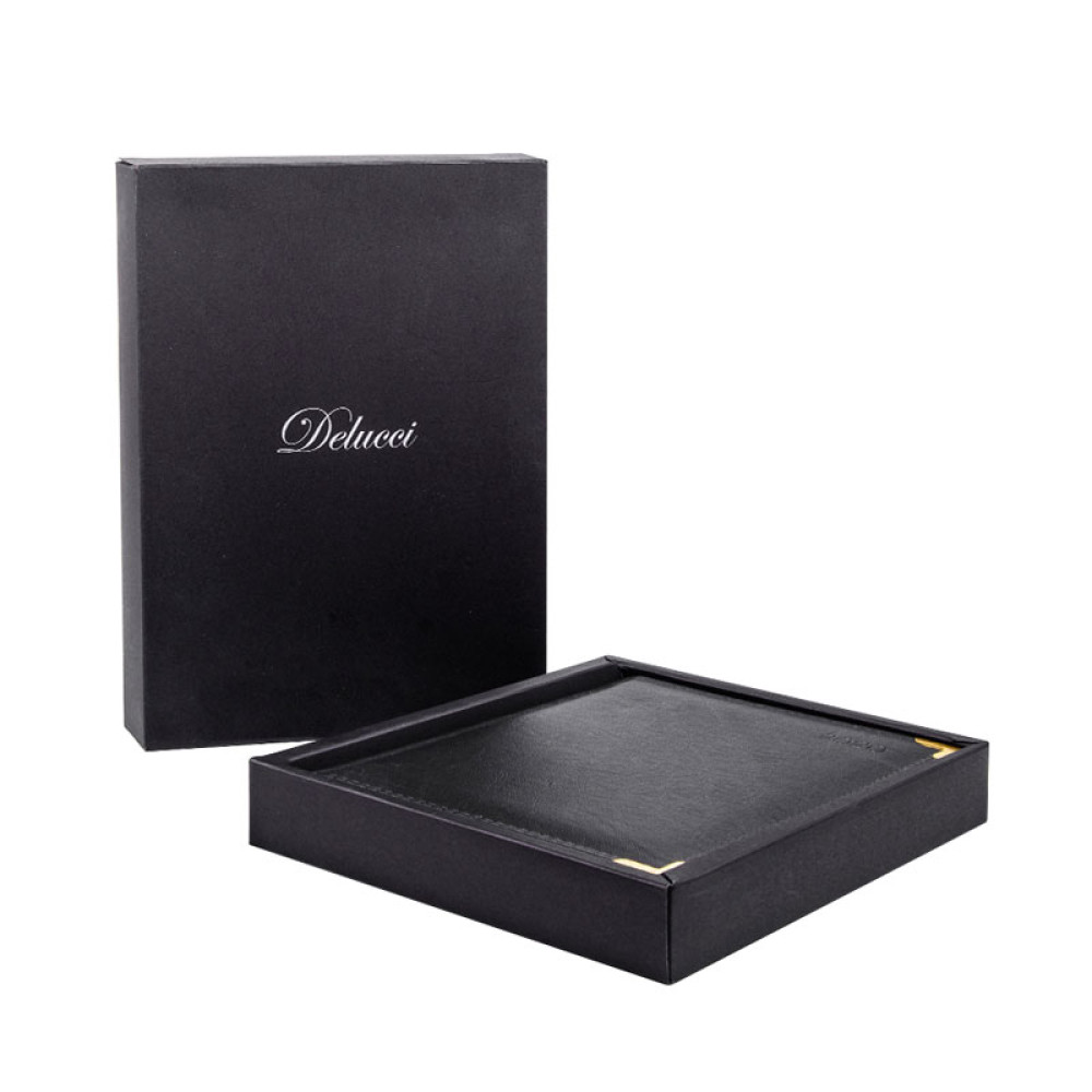 Ежедневник датированный Delucci - А4 - 184 листа - Черный - Золотой срез - Гладкая кожа Ежедневник датированный Delucci - А4 - 184 листа - Черный - Золотой срез - Гладкая кожа